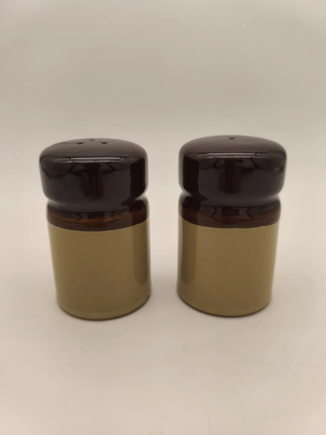 große Salzstreuer/ Pfefferstreuer, 70er, Vintage, Retro, Keramik - Bild 4