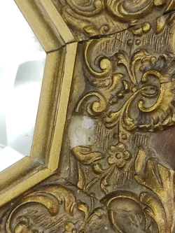 Kleiner schmaler Wandspiegel / Vintage / Goldfarbener Holzrahmen - Bild 5