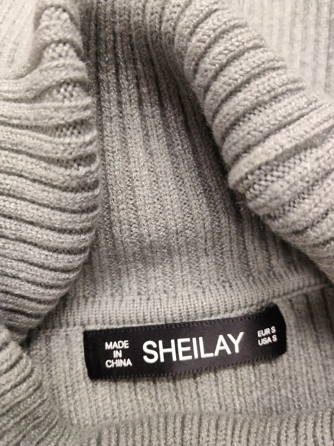 Damen-Set SHEILAY mit Rollkragenpullover und Rock | Strickliebe – Bild 4