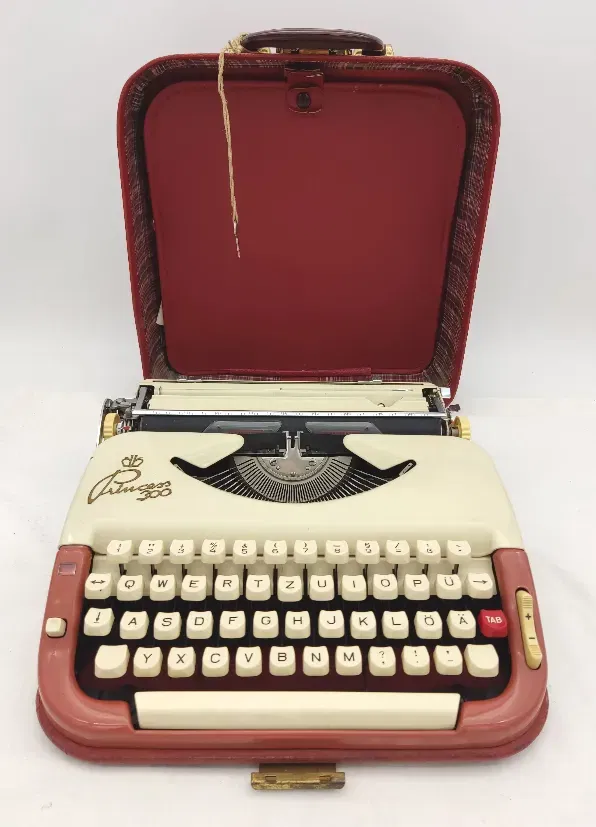Schreibmaschine - Princess 300 mit Koffer - Bild 1