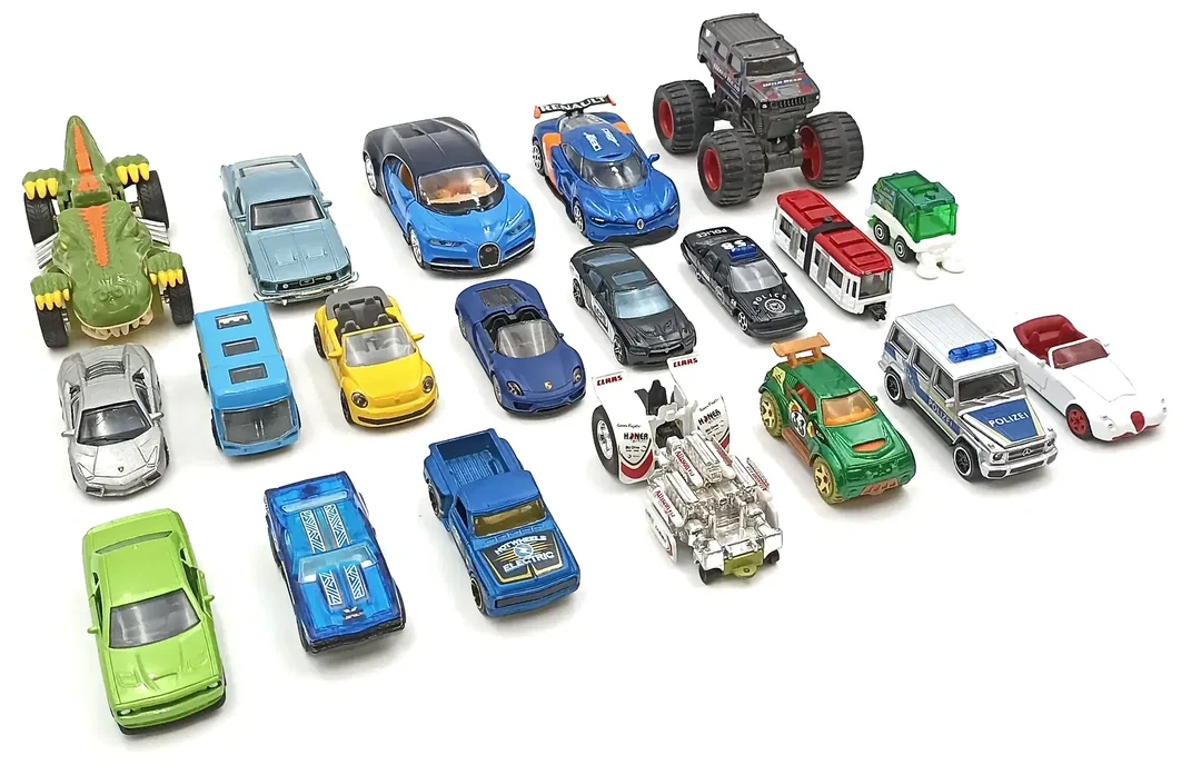 Spielzeugautos 20 Stück verschiedene Marken - Bild 1