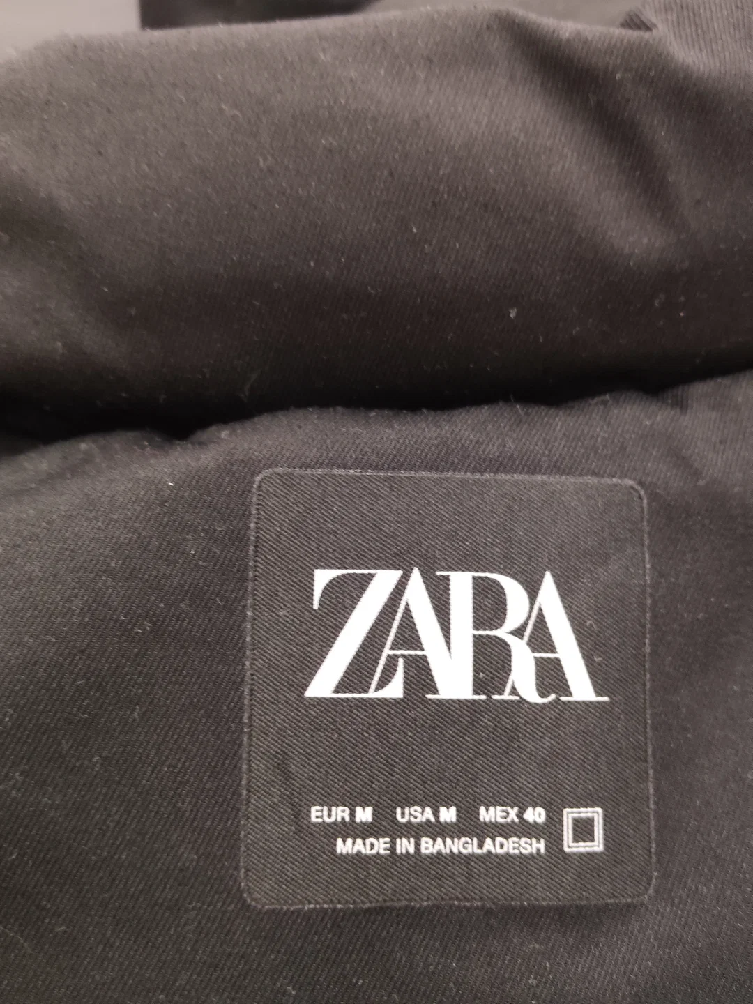 Gilet Zara Für Herren, Schwarz, Gr. 48 | Herbst-Klassiker – Bild 4