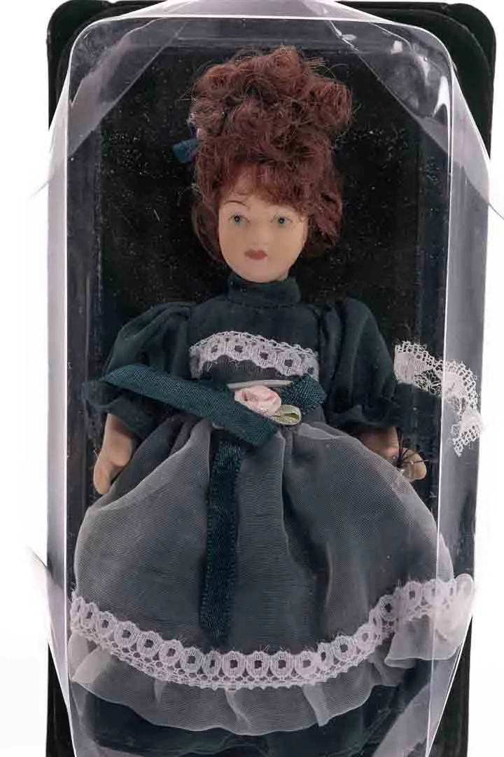  DE AGOSTINI Sammlerpuppe / Porzellanpuppe, Höhe 15cm – Bild 2