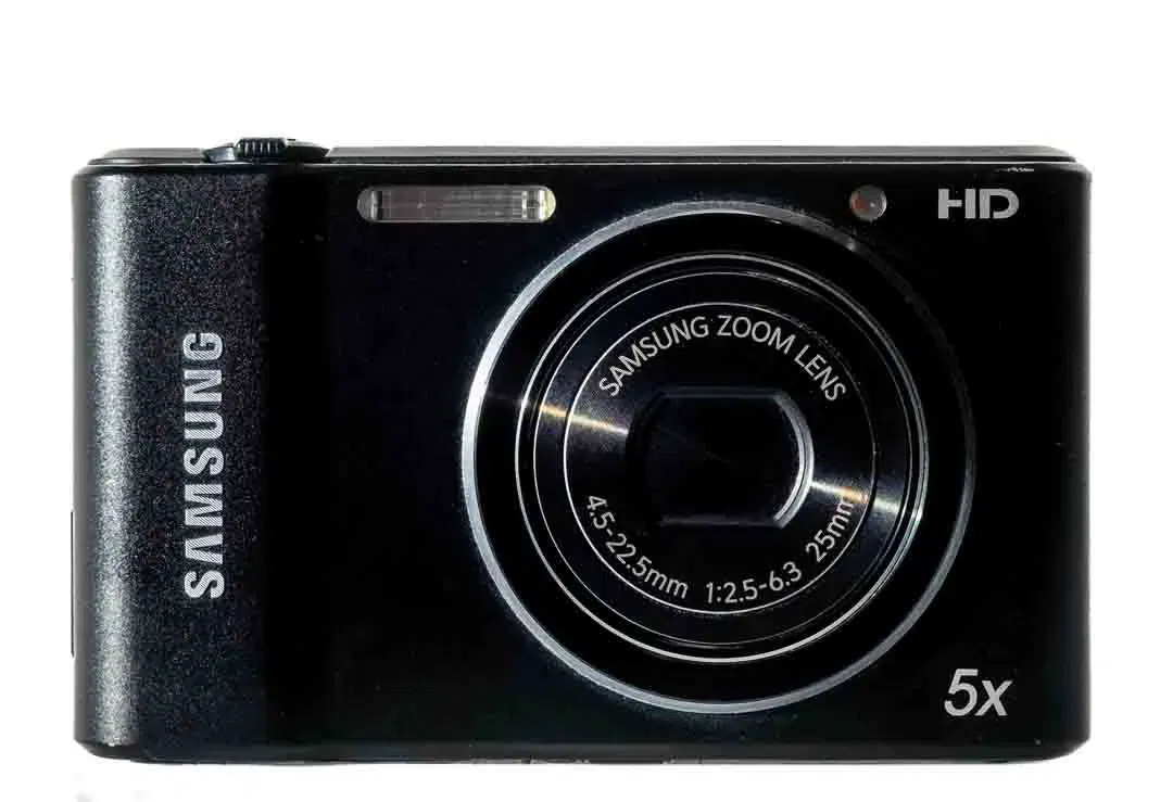 SAMSUNG ST66 Digitalkamera / Kompaktkamera (16 Megapixel) in schwarz - Bild 1