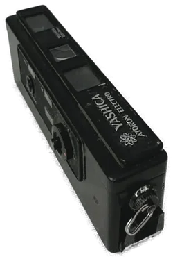 Yashica Atoron Electro - 1:2,8 f=18 mm – Vorschau 4