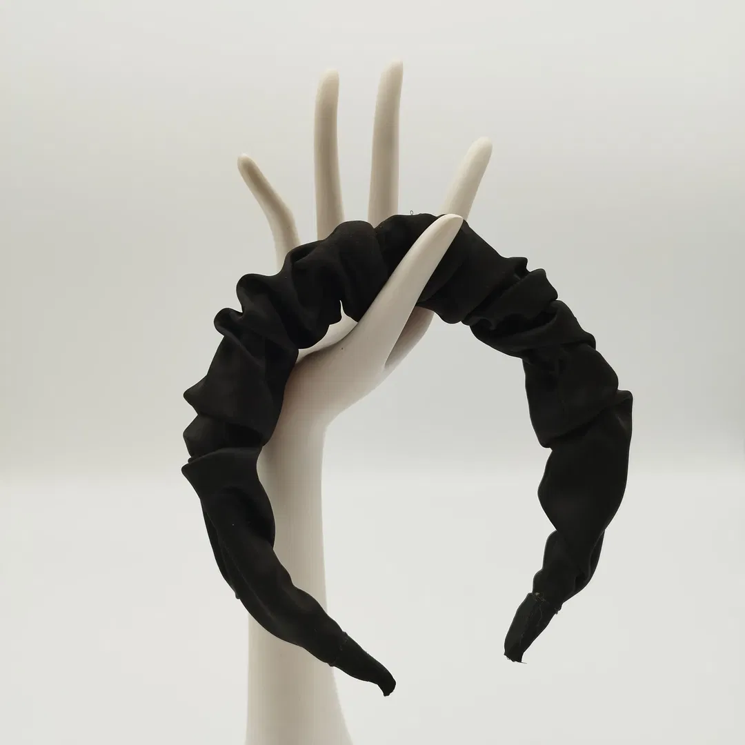 Seidiger Haarreif mit Gold-Silbernen Details  - Bild 1