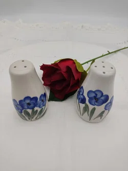 2er Set handbemalter BAWAG Vintage-Salz- und Pfefferstreuer aus Keramik mit blauem Blumenmuster – Vorschau 2