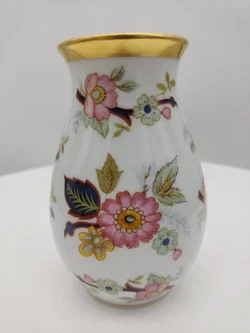 Vase von Royal Porzellan Bavaria mit Blumendekor und Goldrand  – Vorschau 5