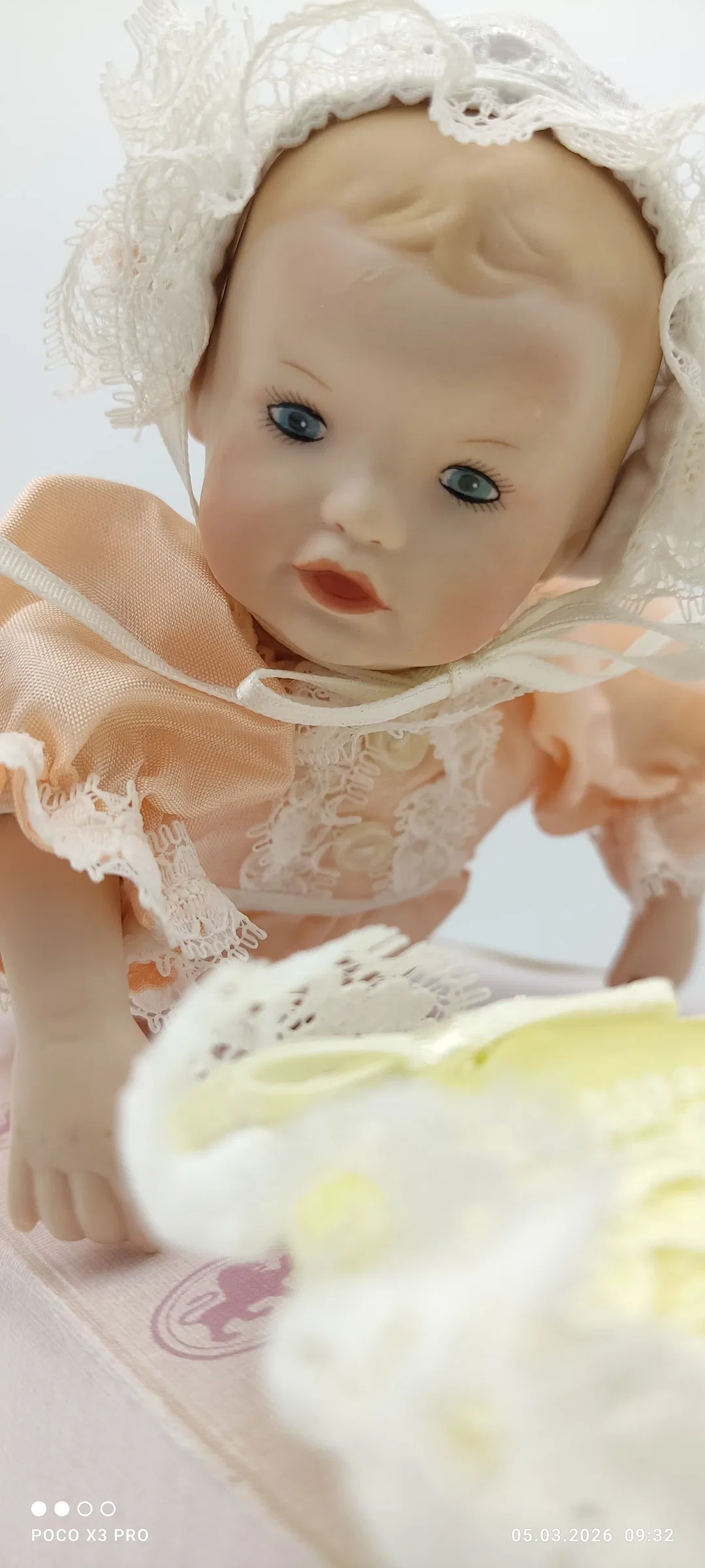 Ashton Drake Porzellanpuppe 'Heather' | Sammlerstück - Bild 4