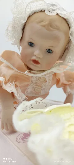 Ashton Drake Porzellanpuppe 