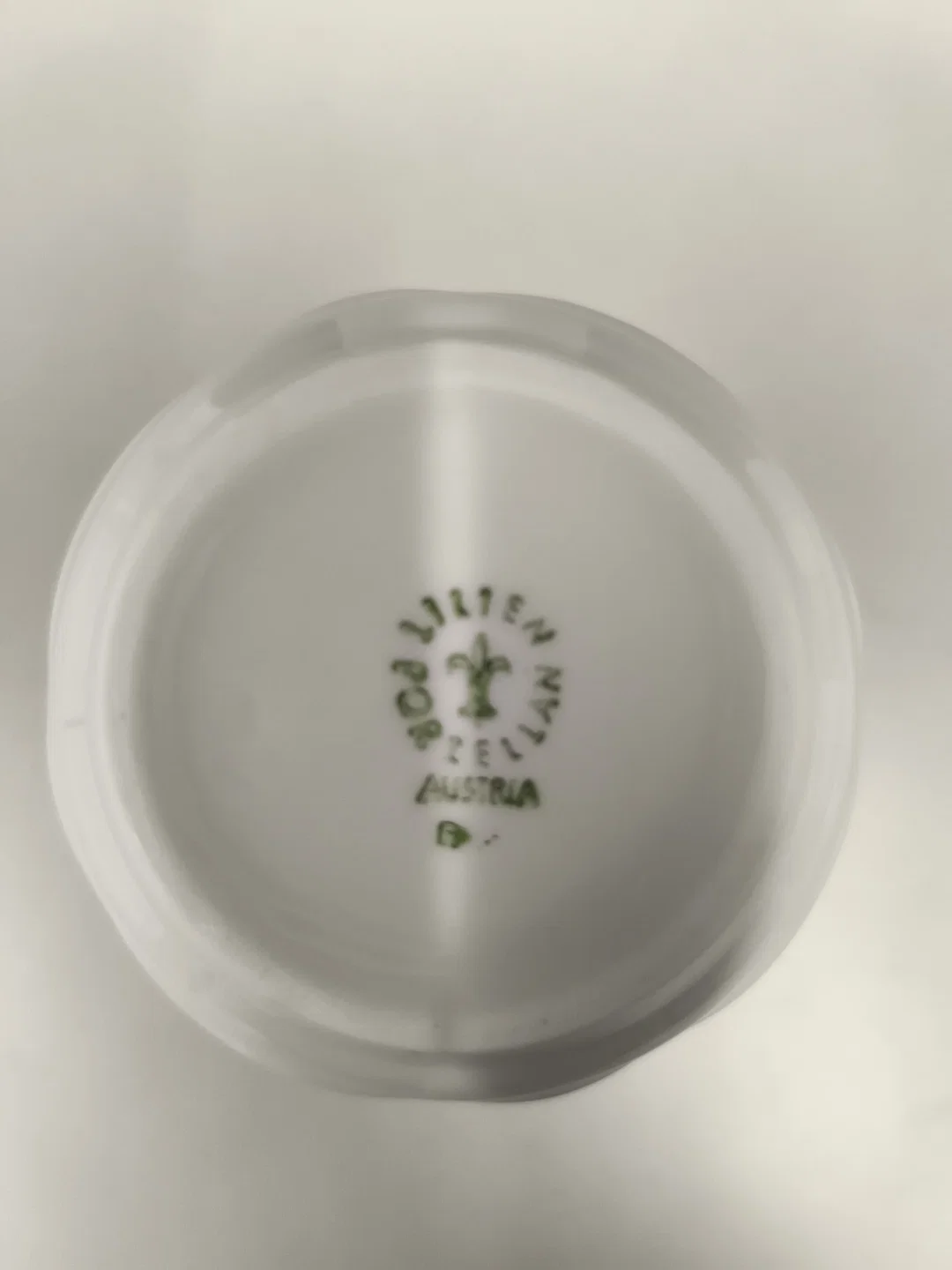 Lilienporzellan Bellevue, Vase weiß – Bild 3