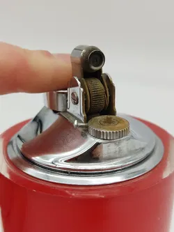 rotes Tischfeuerzeug - Bild 2