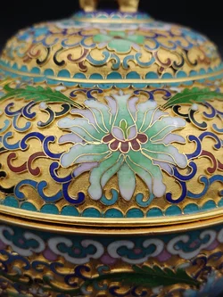 Chinesische Cloisonné Deckeldose aus Emaille - Bild 7