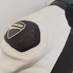 Motorradkombi Leder Ducati / Alpinestars | Erprobter Begleiter - Bild 5