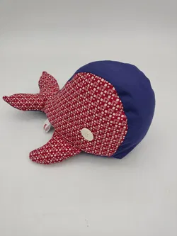Kleiner Walfisch - handgenäht - Bild 1