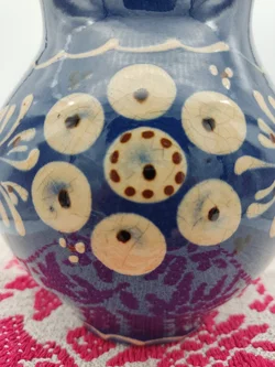 Keramikkrug blau mit Blumenmotiv | Landhaus – Vorschau 7