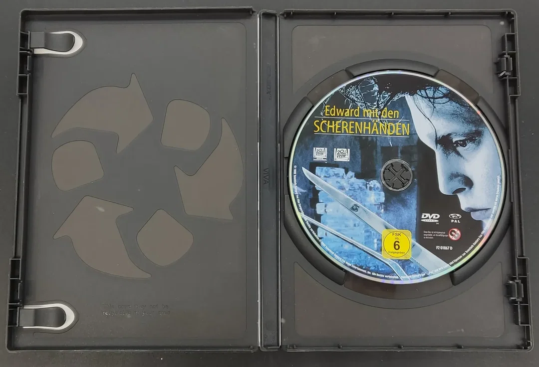 DVD "Edward mit den SCHERENHÄNDEN" mit Johnny Depp – Bild 3