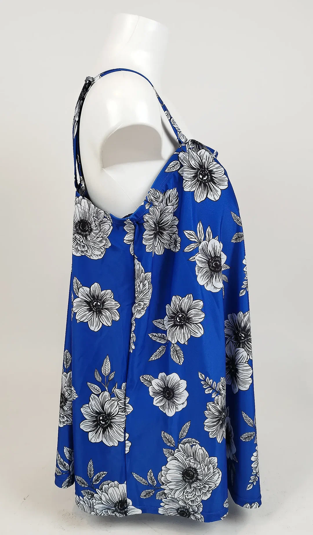 Long-Tankini-Oberteil, Gr. 50, Blumenmuster – Bild 2