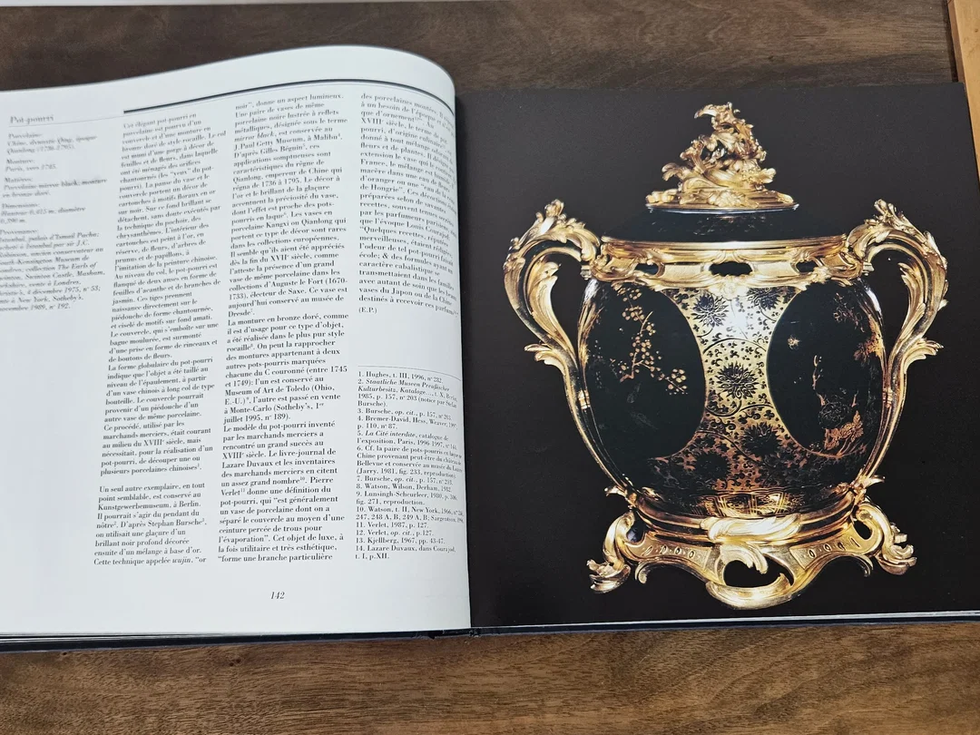 Quelques chefs-d'oeuvre de la collection Djahanguir Riahi : ameublement francais du XVIIIe siecle - Langeois, Riahi, de Givenchy, Alcouffe  – Bild 4