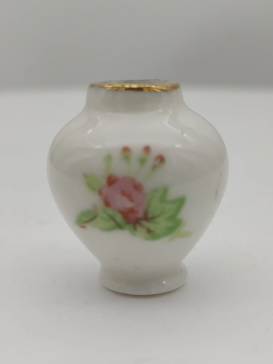 Puppenhaus Zubehör: Miniatur Fürstenberg Porzellanvase mit Rosendekor Goldrand | Sammlerstück  – Bild 2