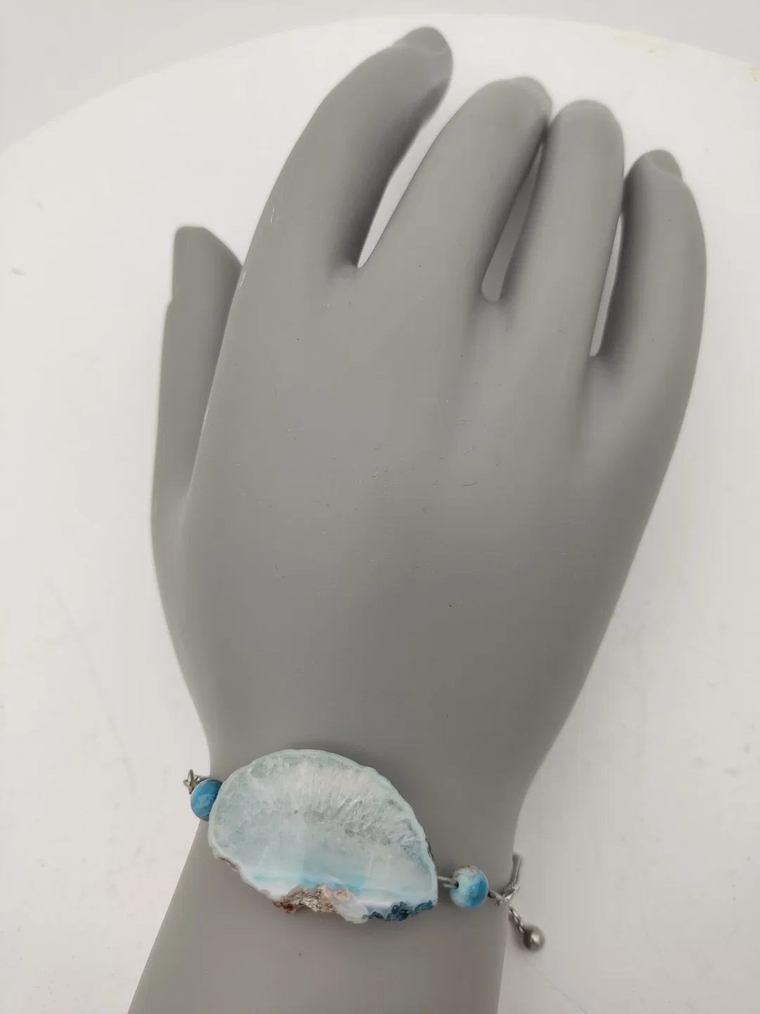 COCCINELLE Gliederkette-Armband mit Achat-Anhänger in Schachtel | Italienischer Chic – Bild 5