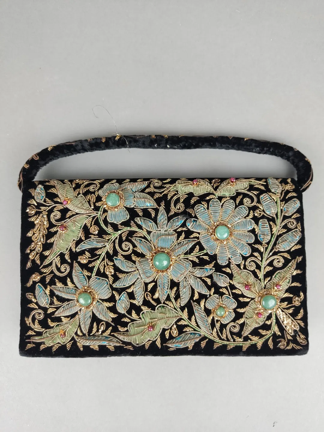 Abendtasche aus Samt mit Zardozi Stickerei - Bild 1