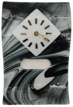 Wanduhr aus Glas, mit Junghans Qurartzwerk in Schwarz / Weiß - Bild 1