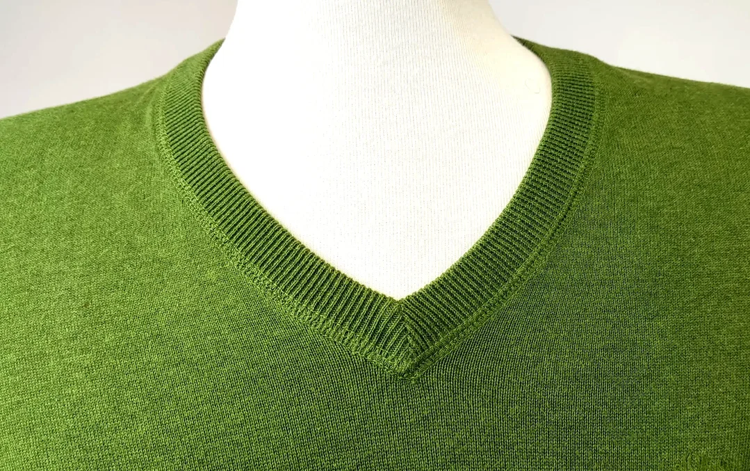 s.Oliver Herrenpullover, olivgrün - Gr. M – Bild 4