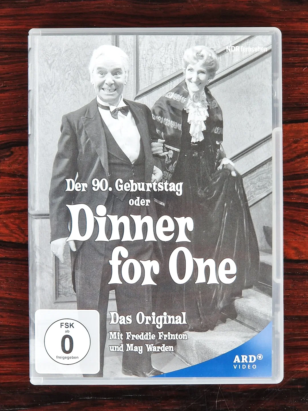 Der 90. Geburtstag oder Dinner for One - Film - DVD - Bild 2
