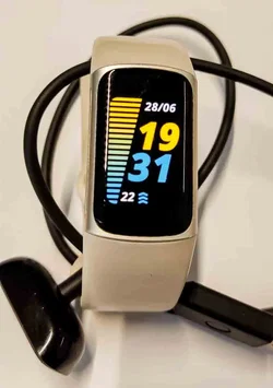 Fitbit Charge 5 Fitness-Tracker Weiß mit Originalverpackung & Ladekabel - Bild 3