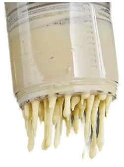 Betty Bossi Spätzle Blitz Maxi – 1,3 l Füllvermögen – Teig abmessen, mischen & ausbringen in einem - Bild 4