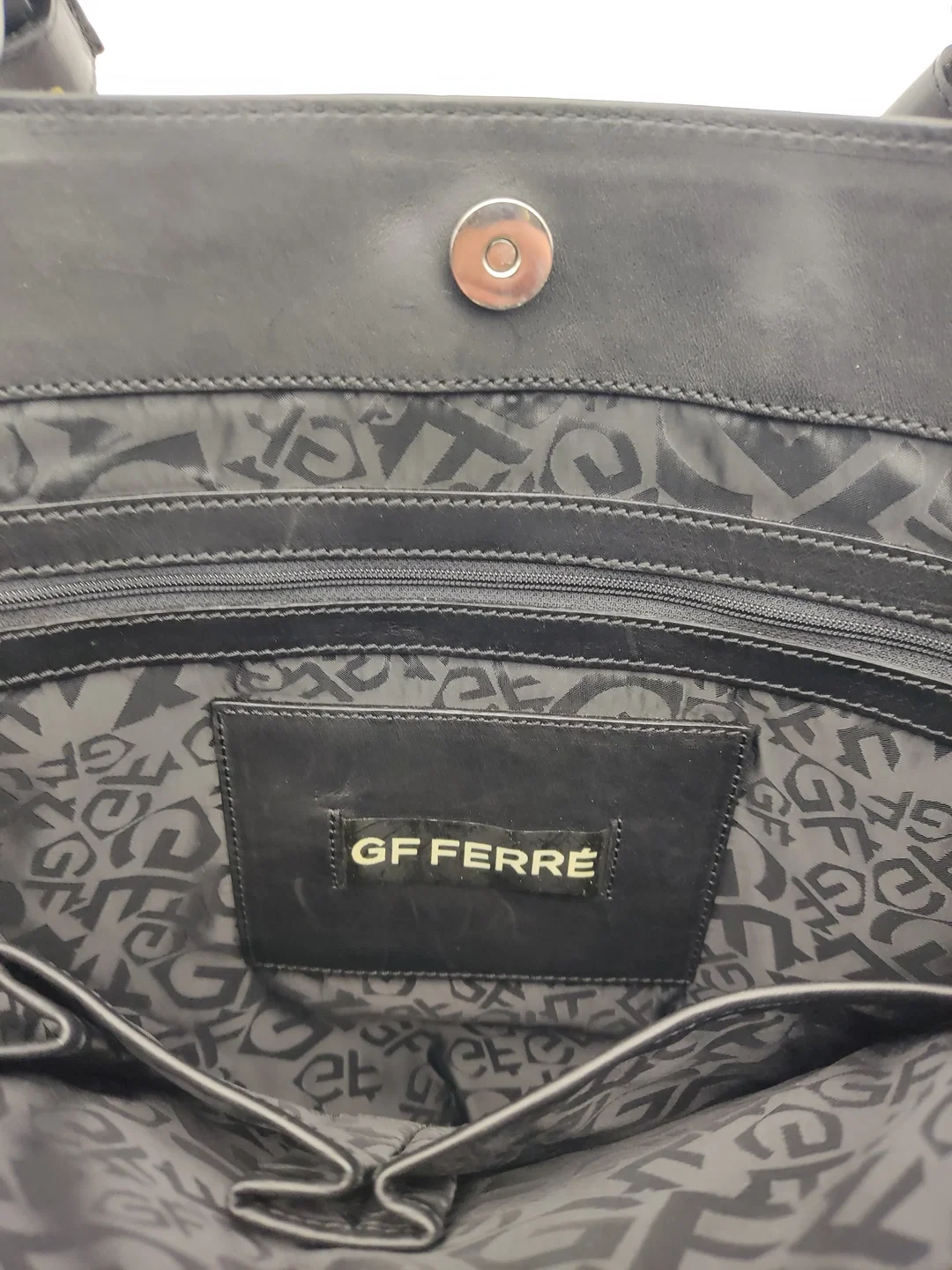 GF FERRE Tote Bag / Shopper, Nylon mit hochwertigen Lederapplikationen und geflochtenen Leder-Trageriemen – Bild 6