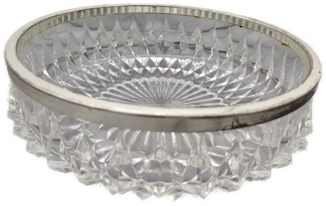 Alte Glasschüssel mit Metallrand – Bild 2