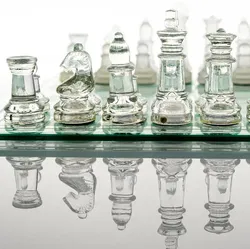 Schach & Dame aus Glas - Bild 2