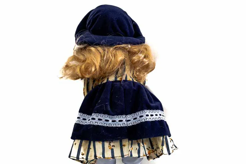 Porzellanpuppe – Bild 8