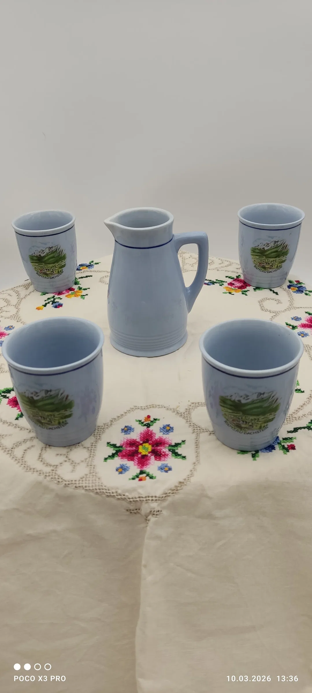 Lilien Porzellan Set, 1 Kanne + 4 Becher | Retro-Charme - Bild 4