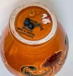 Gmundner Keramik Vase mit handgemalter Blumen-Bordüre (16 cm) - Bild 3