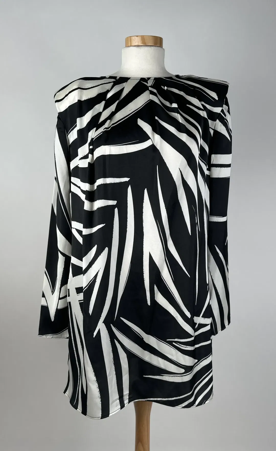 Mango - Damentop - Gr. M - Bild 1