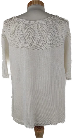 Pullover kurzam mit Rundhalsausschnitt, gestrickt, weißes Garn, Größe 40/42 (geschätzt) - Bild 3