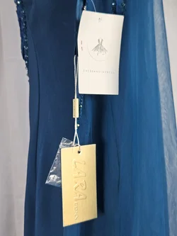 Abendkleid - 04 - Lara Design (New York) - Bild 14