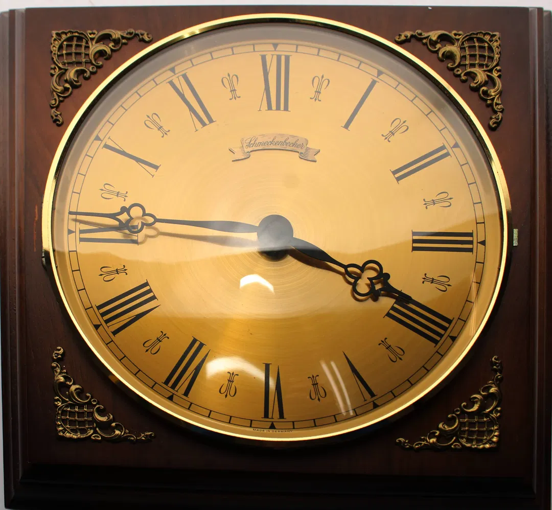 Wanduhr Hermle – Holzgehäuse mit Messing-Ziffernblatt, Made in Germany - Bild 4