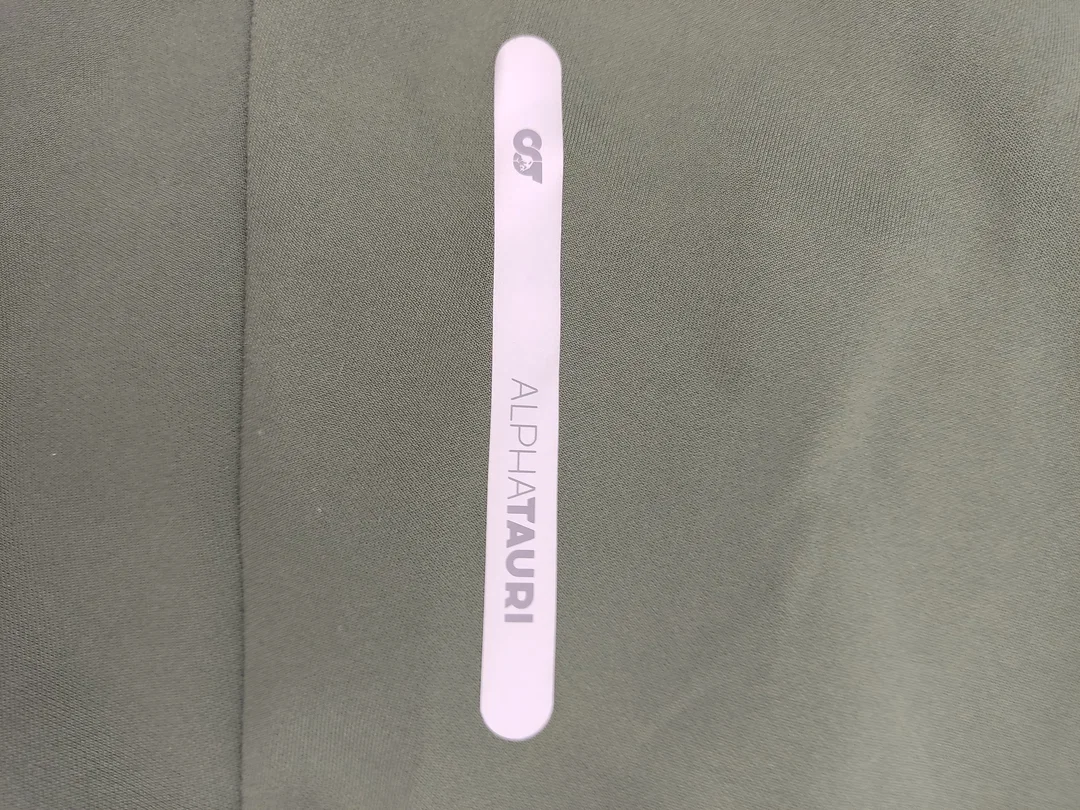 AlphaTauri Midirock, Größe M / 38, asymmetrisch, Bundweite 70 cm Länge 53 bis 71 cm, Stoff Polyester – Bild 7