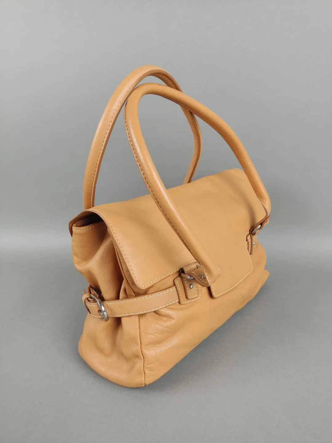 Vintage Henkel-Tasche aus weichem Kunstleder - cognacfarben – Bild 4