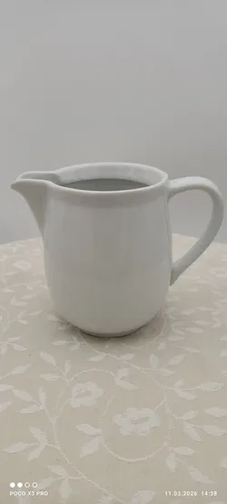 Lilien Porzellan Milchkanne | Mit Charakterspur - Bild 1