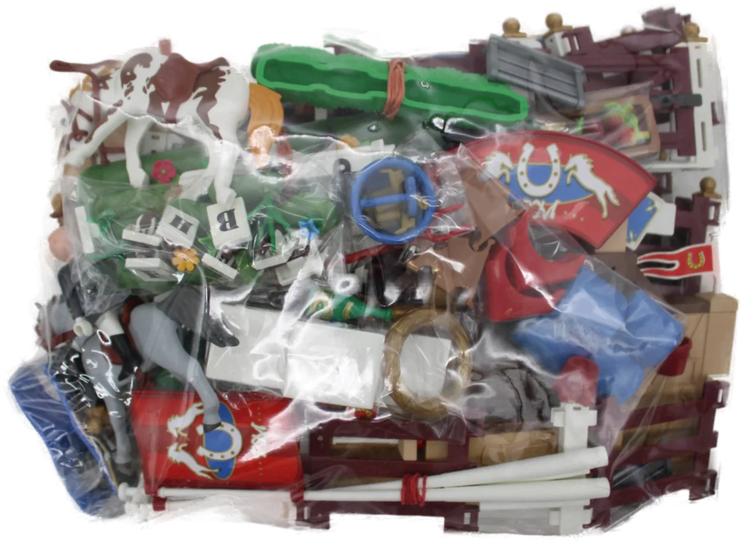 Playmobil Nr. 70337 – Pferdekoppel / Reitturnier mit viel Zubehör – Bild 2