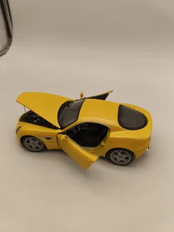 BBurago, Modellauto "Alfa Romeo 8C" – Vorschau 4
