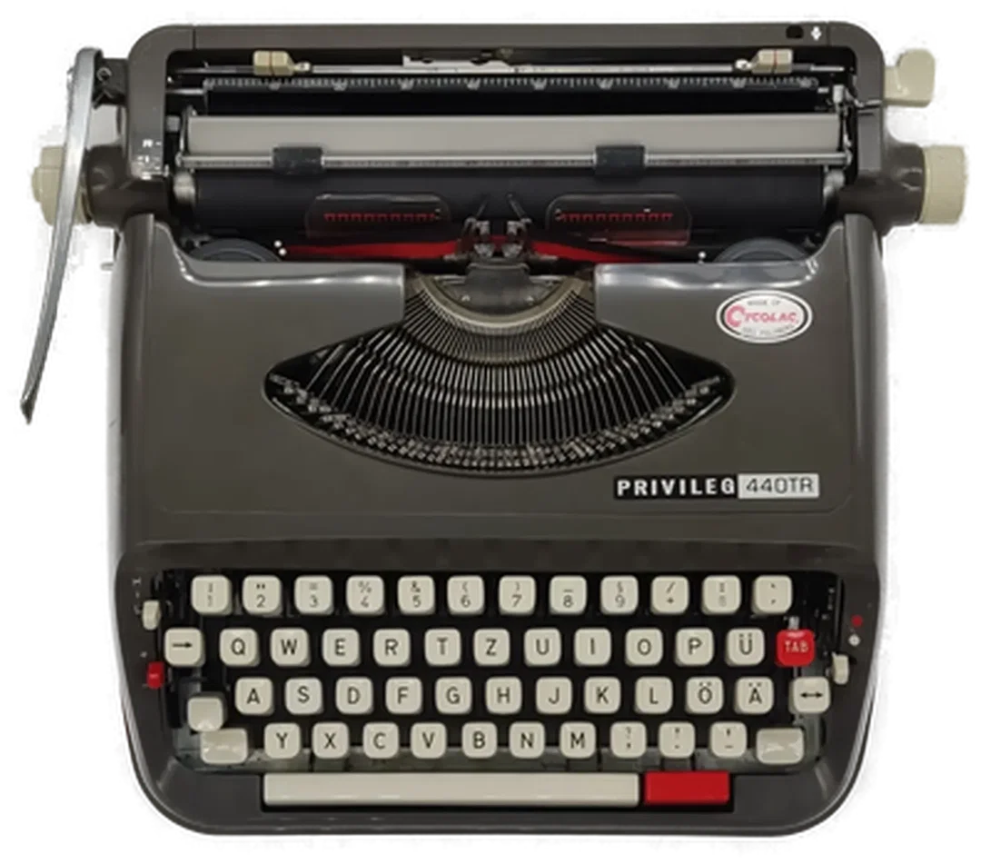 PRIVILEG 440TR Retro Schreibmaschine mit Koffer aus den 1970ern – Bild 2