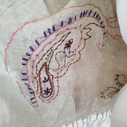 Bestickter Altea Schal - 100% Leinen - Bild 2