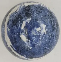 Sodalith Kugel Edelsteinkugel Durchmesser ca 13cm blau/schwarz/weiß - Bild 2