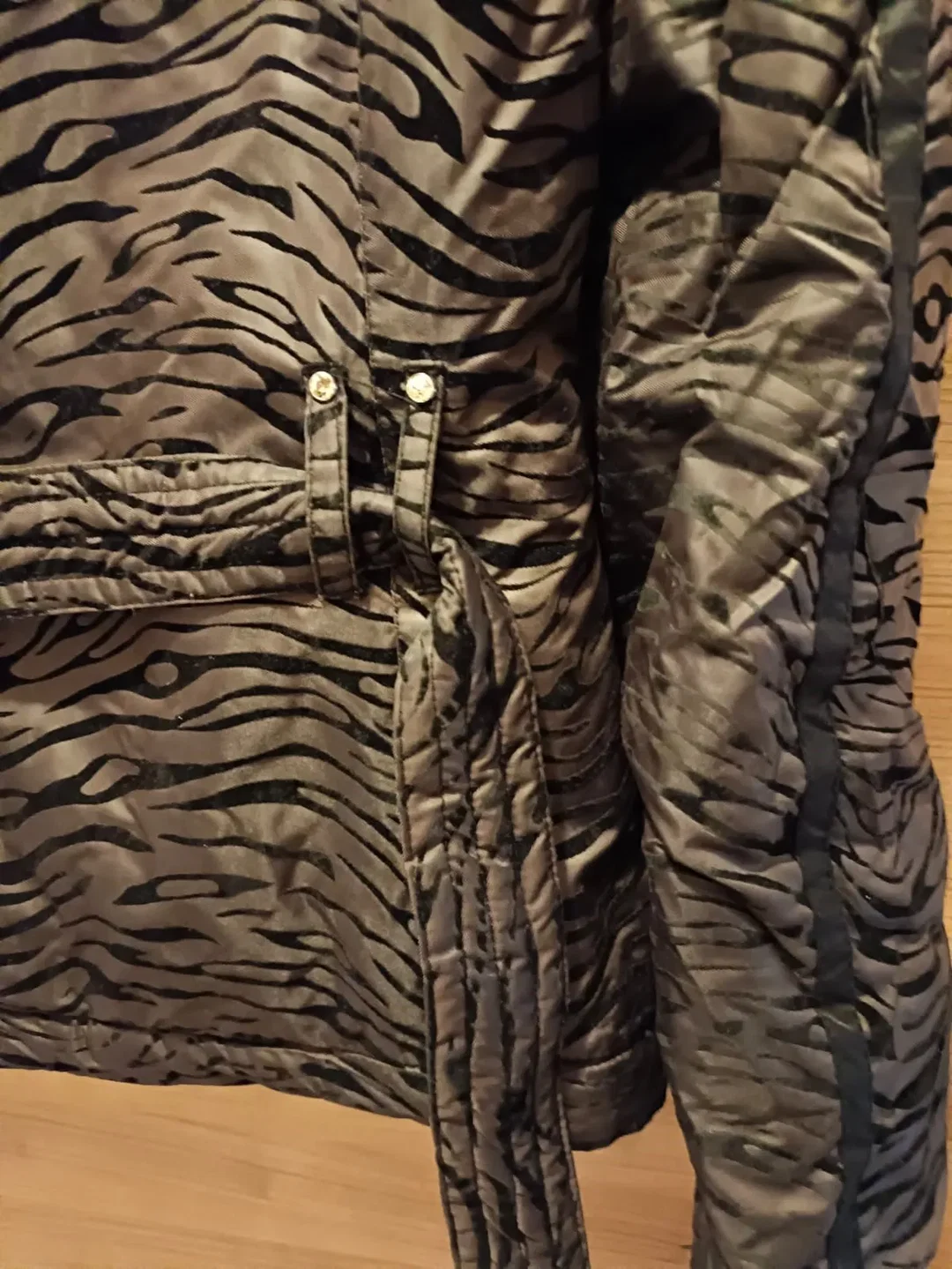 Safine by Etirel Damen Winterjacke braun-schwarz Gr. 38 - Hochwertige gestreifte Winterjacke – Bild 16